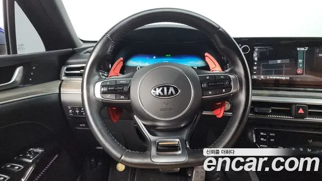 Kia K5 2020 — фото 13