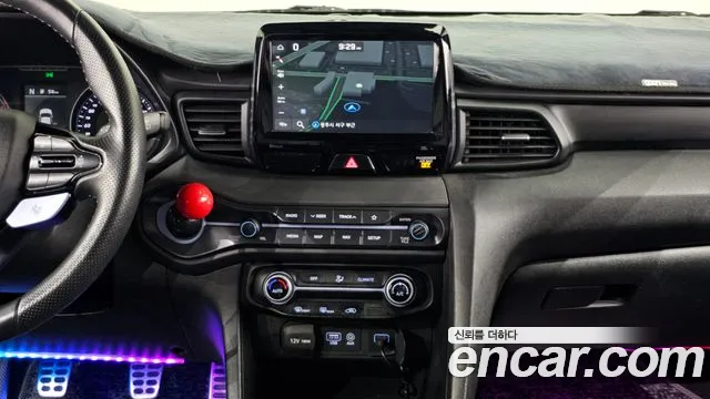Hyundai Veloster 2019 — фото 14
