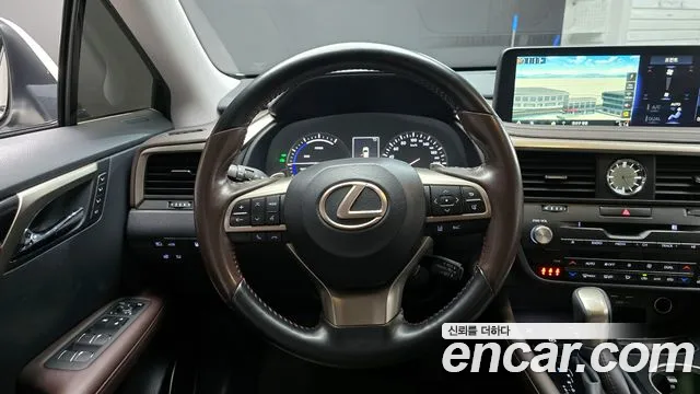 Lexus RX 2021 — фото 13