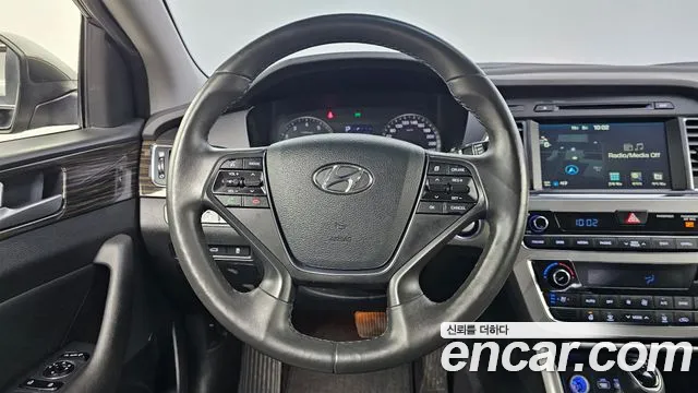Hyundai Sonata 2017 — фото 14