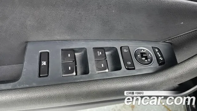 Hyundai Sonata 2017 — фото 18