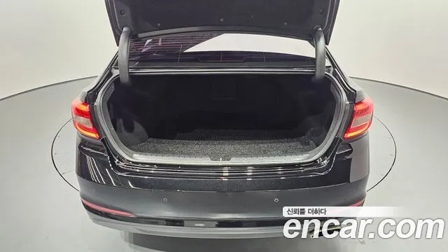 Hyundai Sonata 2017 — фото 20