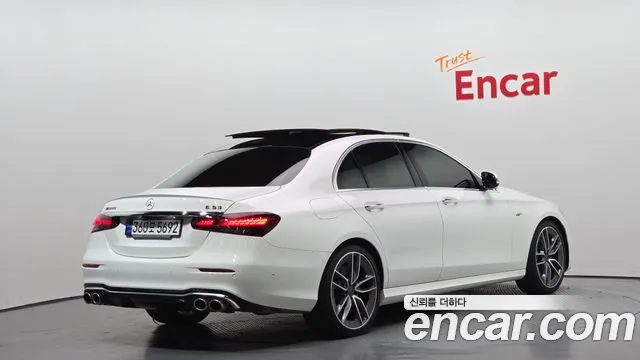 Mercedes-Benz E-Class 2021 — фото 2