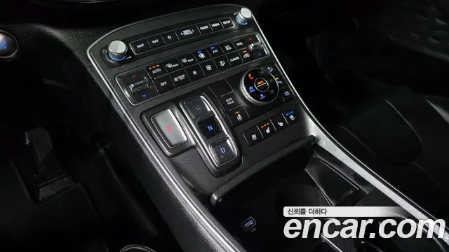Hyundai Santafe 2022 — фото 9