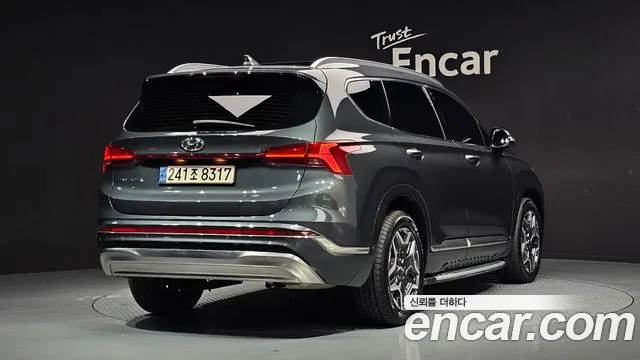 Hyundai Santafe 2022 — фото 2