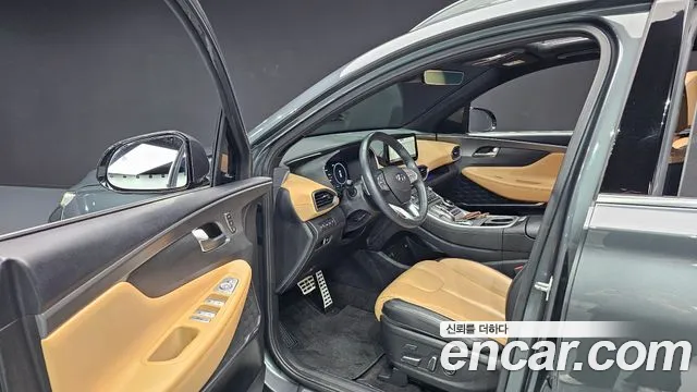 Hyundai Santafe 2022 — фото 11