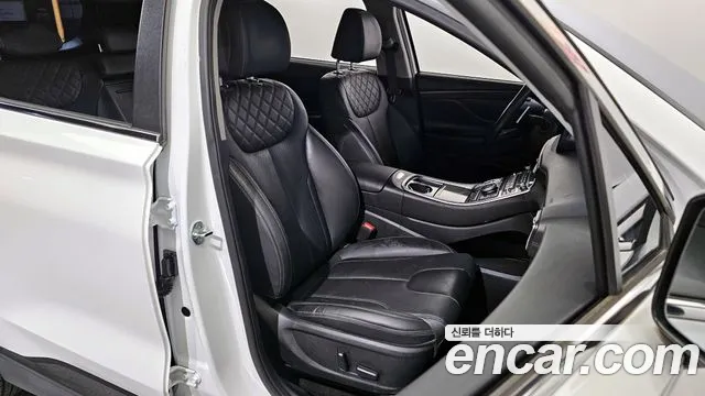 Hyundai Santafe 2023 — фото 12