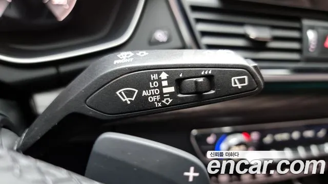 Audi Q5 2023 — фото 17