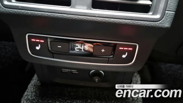 Audi Q5 2023 — фото 19