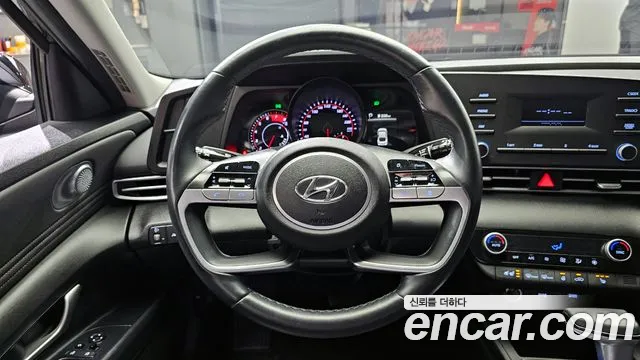 Hyundai AVANTE 2021 — фото 13