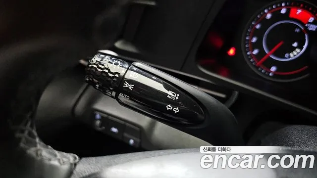 Hyundai AVANTE 2021 — фото 16
