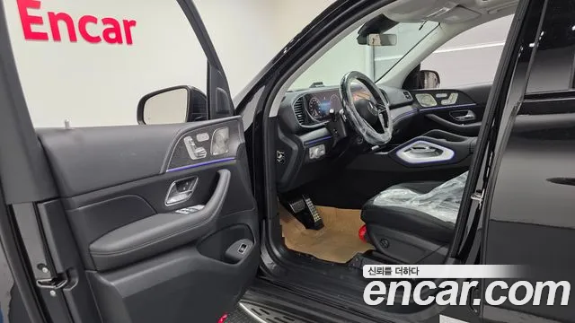 Mercedes-Benz GLE-Class 2025 — фото 10