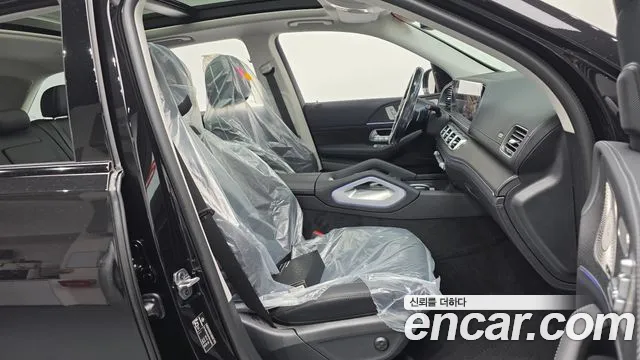 Mercedes-Benz GLE-Class 2025 — фото 11
