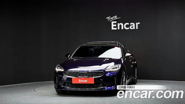 Kia Stinger 2022 — фото 3