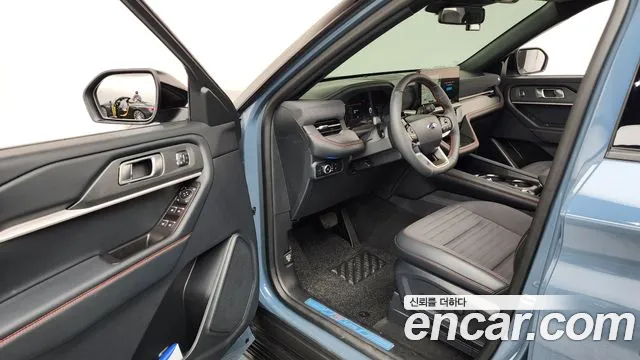 Ford Explorer 2025 — фото 10