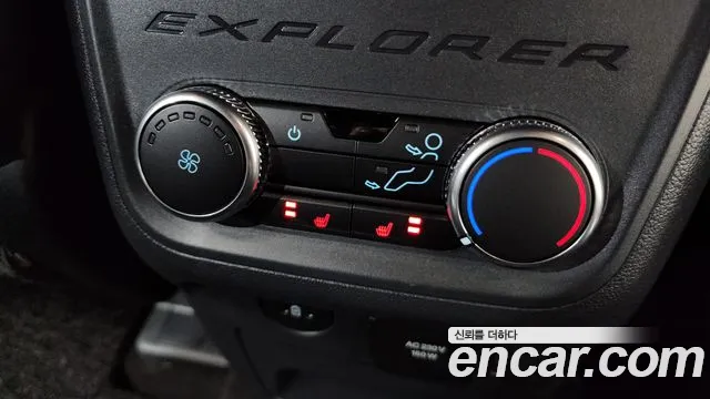 Ford Explorer 2025 — фото 18