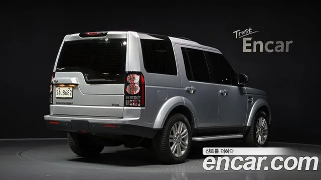 Land Rover Discovery 2014 — фото 2