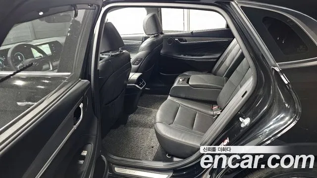 Hyundai Grandeur 2022 — фото 11