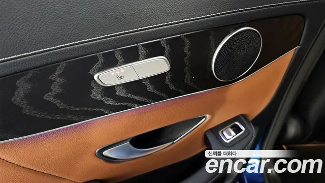 Mercedes-Benz GLC-Class 2023 — фото 20