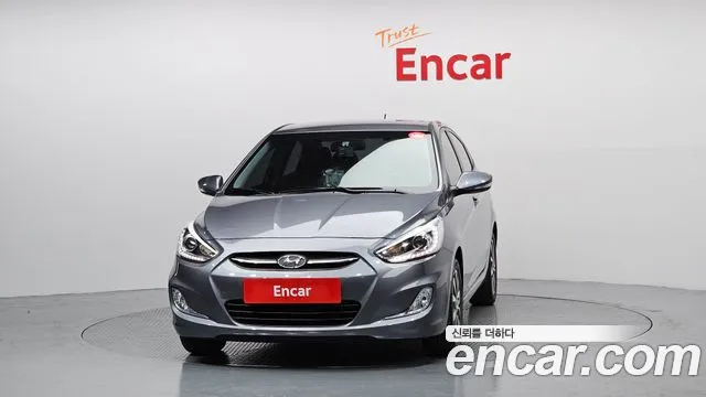 Hyundai Accent 2015 — фото 3