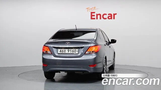 Hyundai Accent 2015 — фото 4