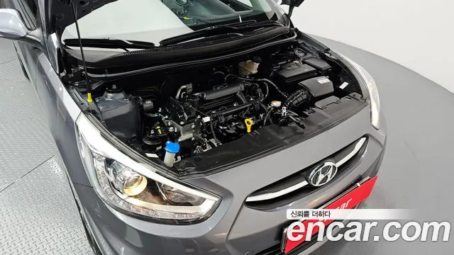 Hyundai Accent 2015 — фото 6