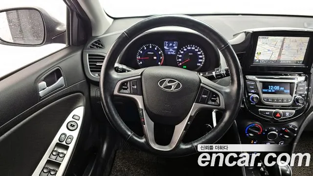Hyundai Accent 2015 — фото 13