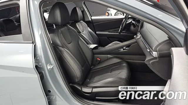 Hyundai AVANTE 2021 — фото 10