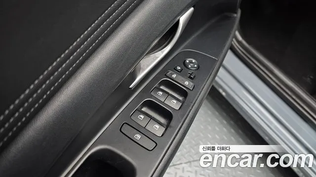 Hyundai AVANTE 2021 — фото 12
