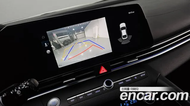 Hyundai AVANTE 2021 — фото 16
