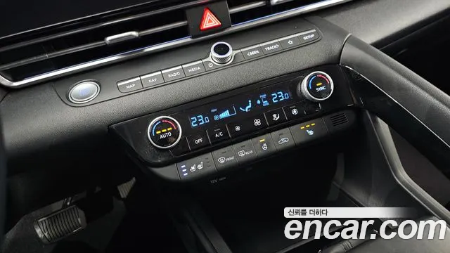 Hyundai AVANTE 2021 — фото 17