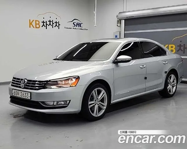 Volkswagen Passat 2013 — фото 1