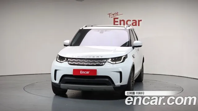Land Rover Discovery 2017 — фото 3