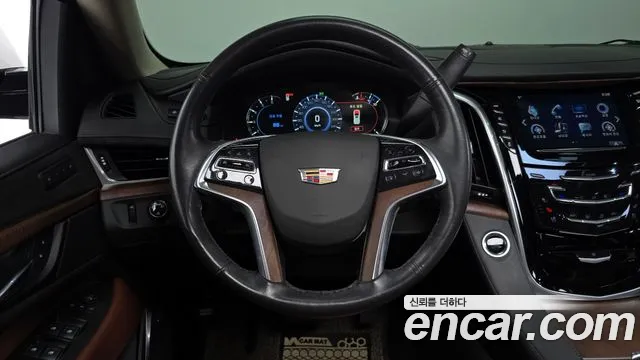 Cadillac Escalade 2020 — фото 13