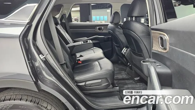 Kia Sorento 2022 — фото 12
