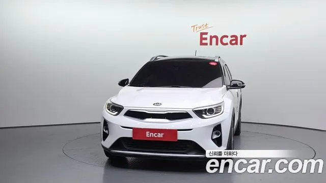 Kia Stonic 2018 — фото 3