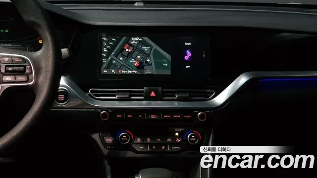Kia Niro 2022 — фото 19