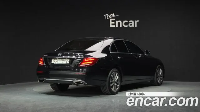 Mercedes-Benz E-Class 2019 — фото 2