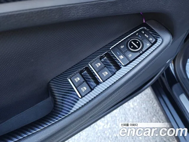 Hyundai Genesis 2016 — фото 12
