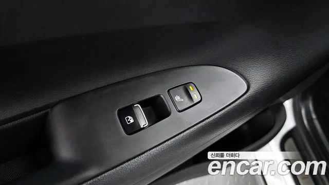 Hyundai Grandeur 2020 — фото 18