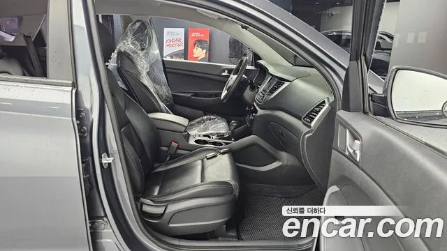 Hyundai Tucson 2017 — фото 12