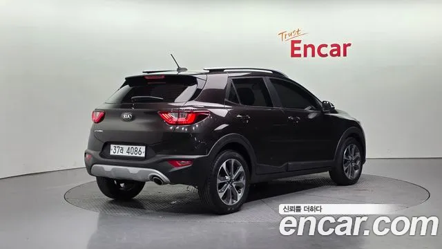 Kia Stonic 2018 — фото 2