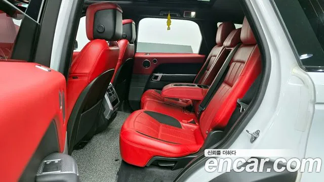 Land Rover Range Rover Sport 2018 — фото 12