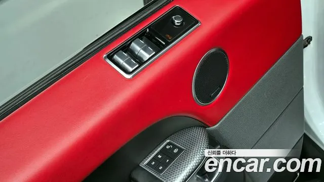 Land Rover Range Rover Sport 2018 — фото 18