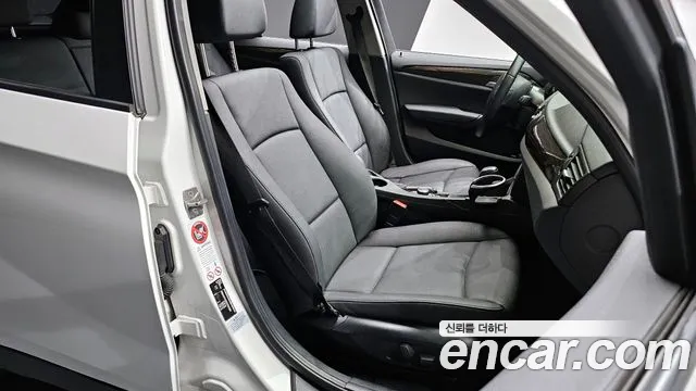 BMW X1 2012 — фото 10