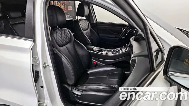 Hyundai Santafe 2021 — фото 12