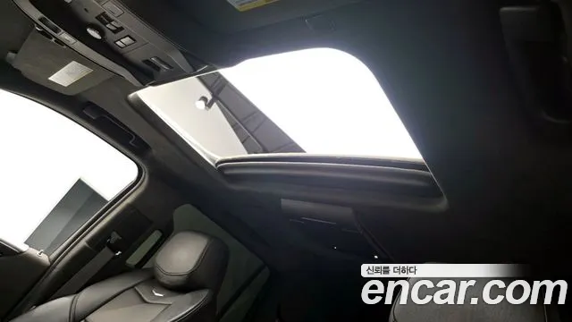 Cadillac Escalade 2020 — фото 17