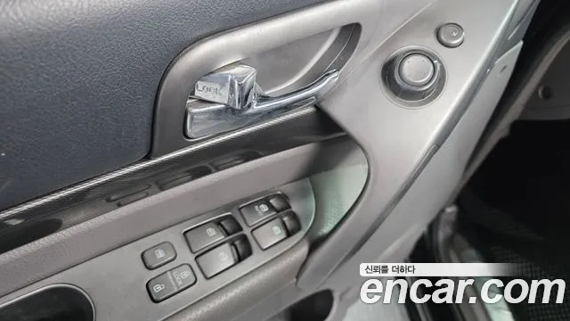 KG_Mobility_Ssangyong KORANDO 2014 — фото 12