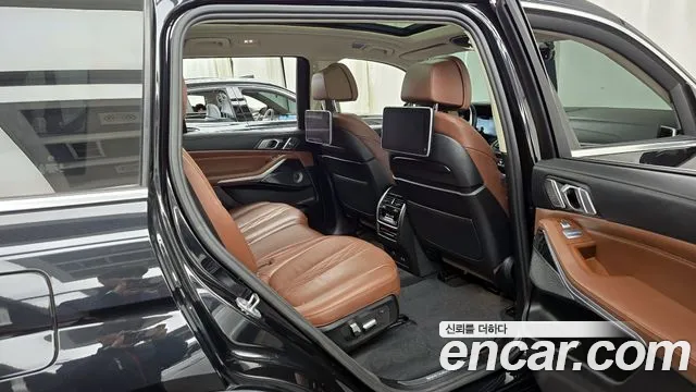 BMW X7 2021 — фото 12