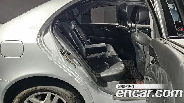 Mercedes-Benz E-Class 2005 — фото 12